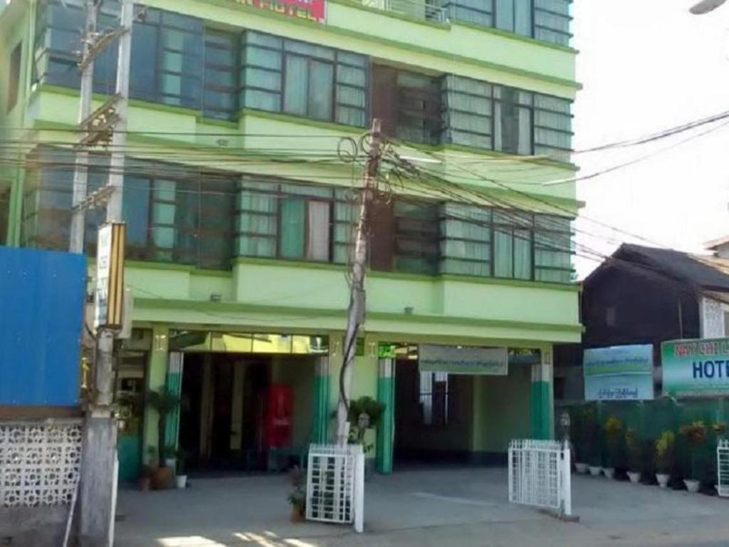 Nay Chi Linn Hotel Pathein Exterior foto