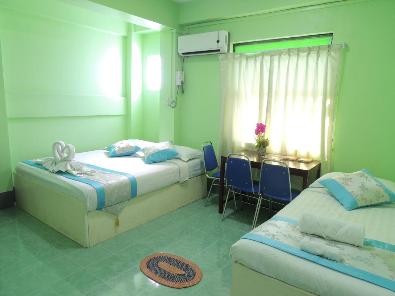 Nay Chi Linn Hotel Pathein Exterior foto